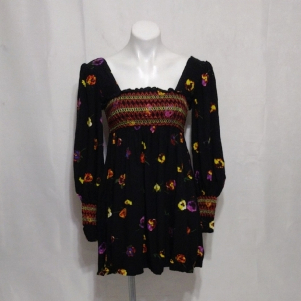 Urban Outfitters XS Smocked Floral Print Long Sleeve Babydoll Dress Romantic